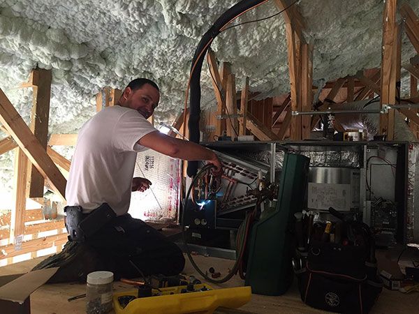 Guz AC repair tech in Naples, FL
